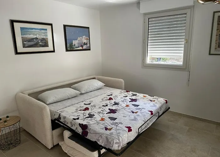 Bella Vista Avec Parking Apartment *